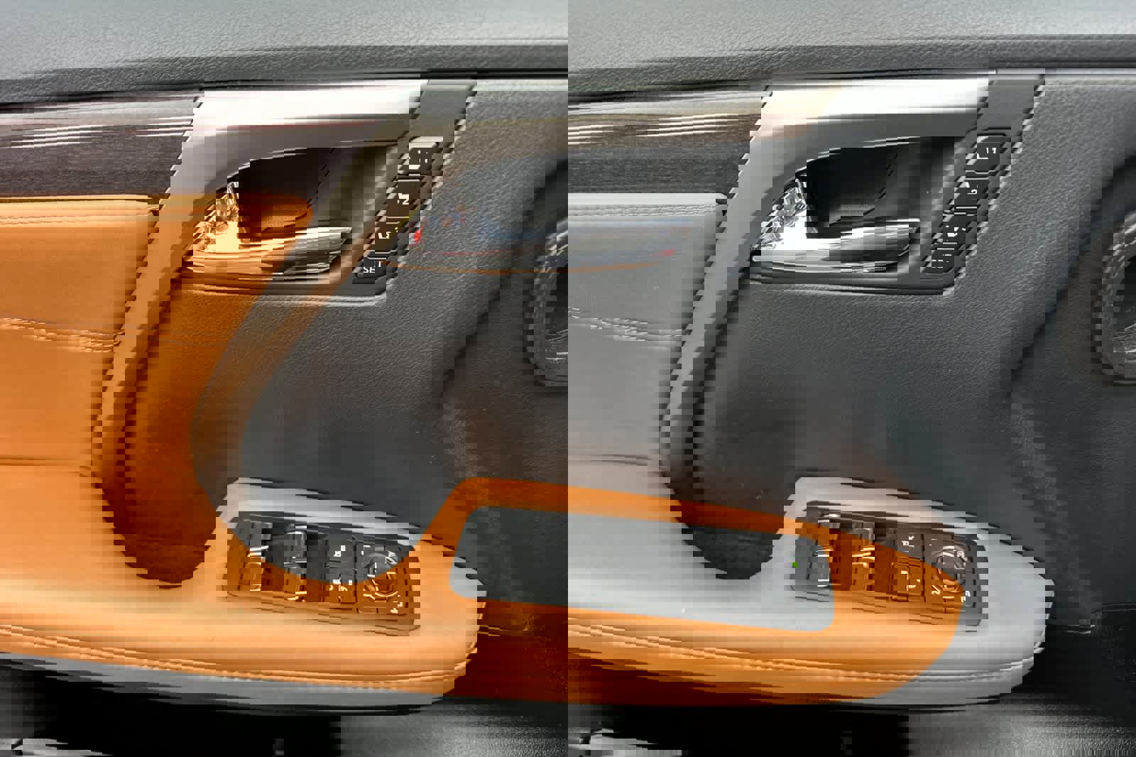 Certified 2022 Lexus RX 450h AWD image 12