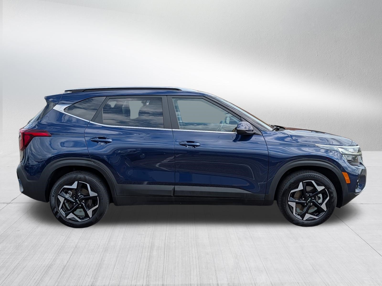 Certified 2024 Kia Seltos EX AWD/4WD image 8