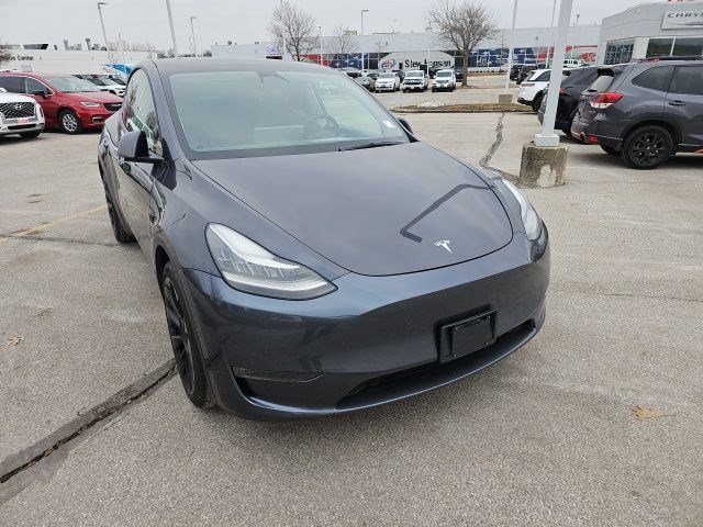 Used 2021 Tesla Model Y Long Range image 8