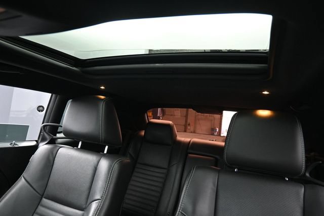 Used 2013 Dodge Challenger SXT RWD image 15