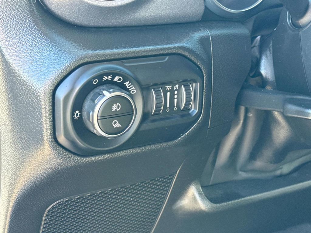 Used 2022 Jeep Gladiator Mojave image 27