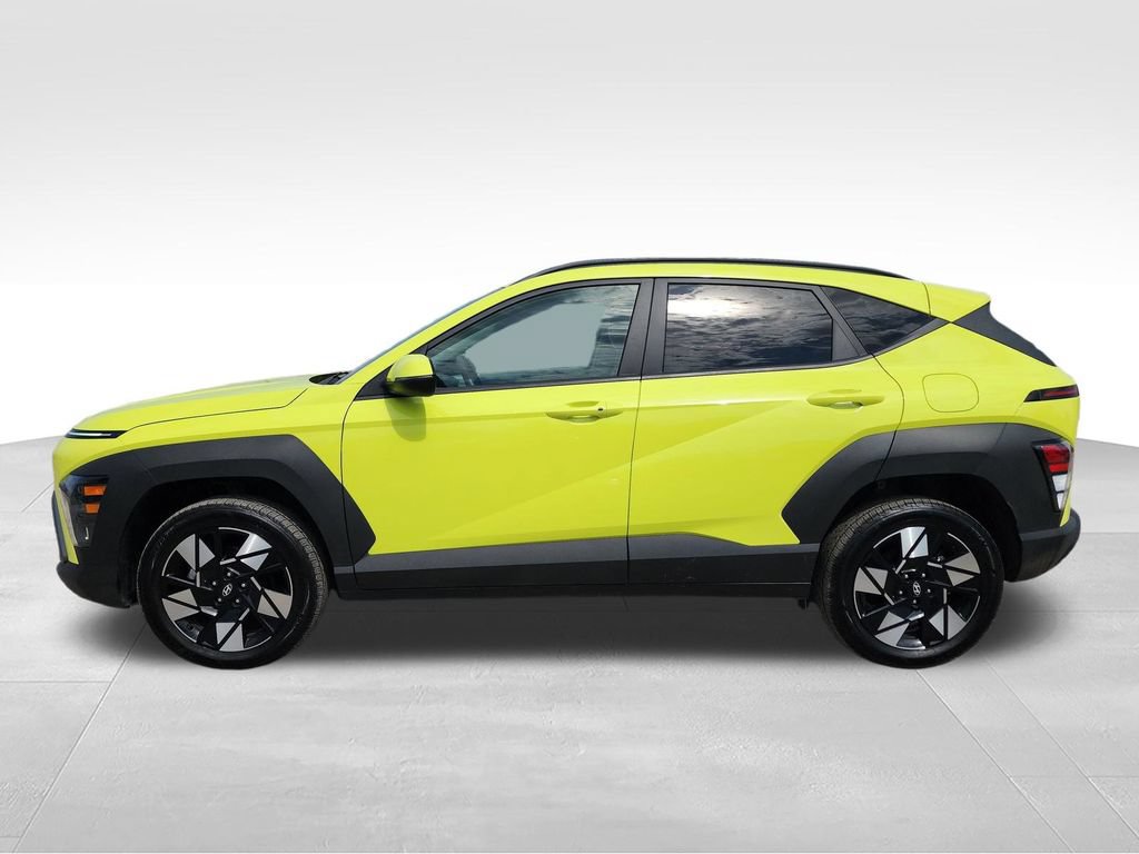 Used 2025 Hyundai Kona SEL AWD/4WD image 4