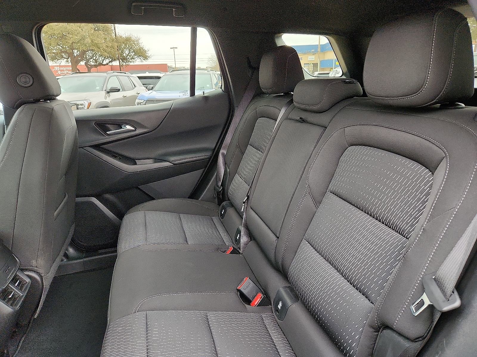 Used 2025 Chevrolet Equinox LT image 10