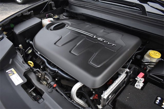 Used 2016 Jeep Cherokee Trailhawk w/ Comfort/Convenience Group image 39