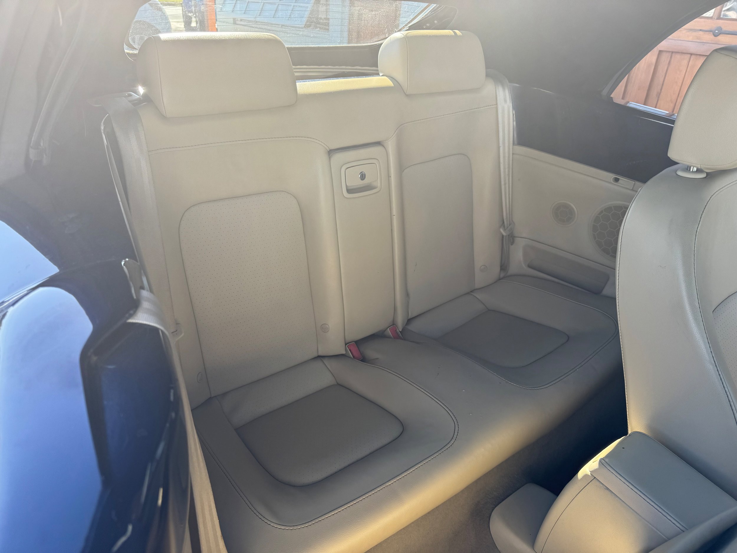 Used 2005 Volkswagen Beetle GLS image 4