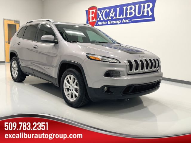 Used 2018 Jeep Cherokee Latitude image 1