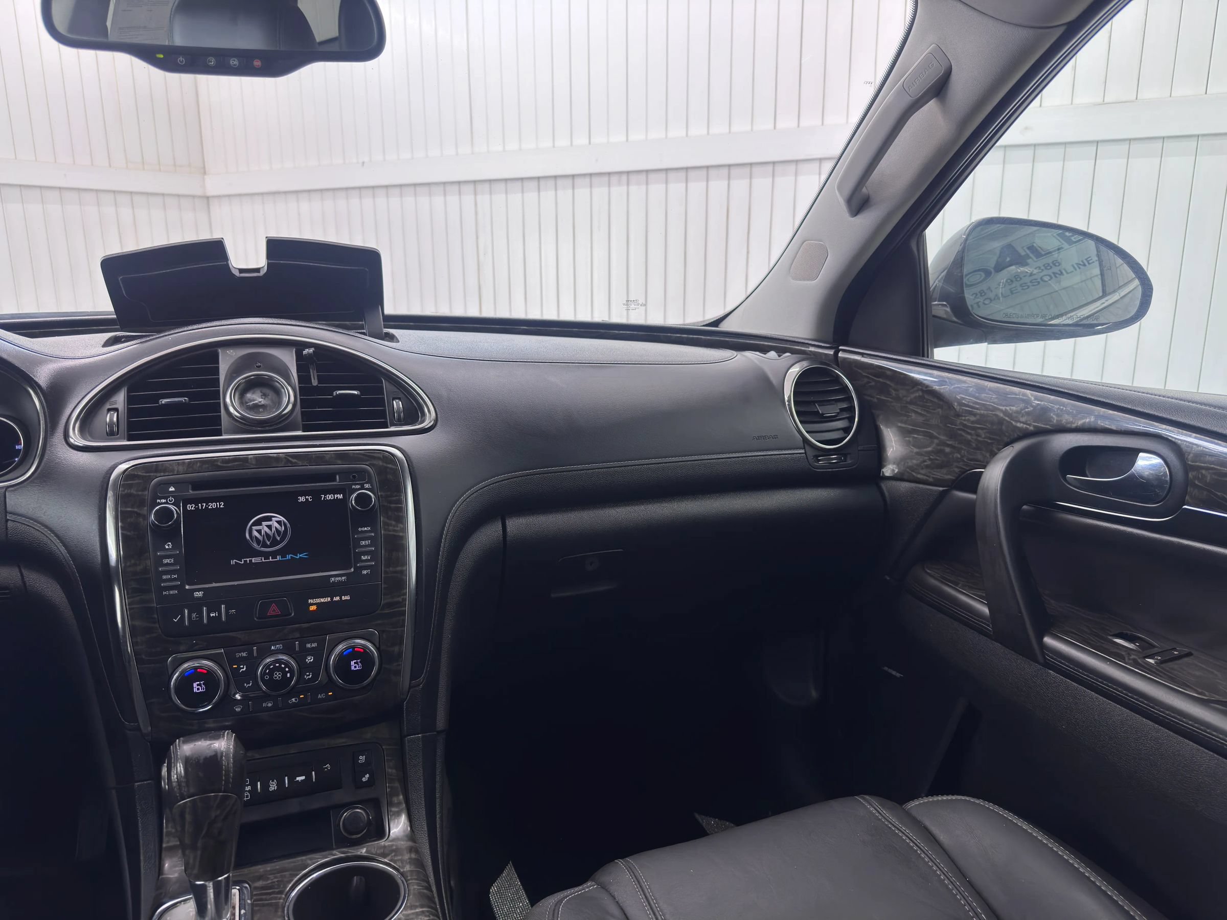 Used 2013 Buick Enclave Premium AWD/4WD image 17