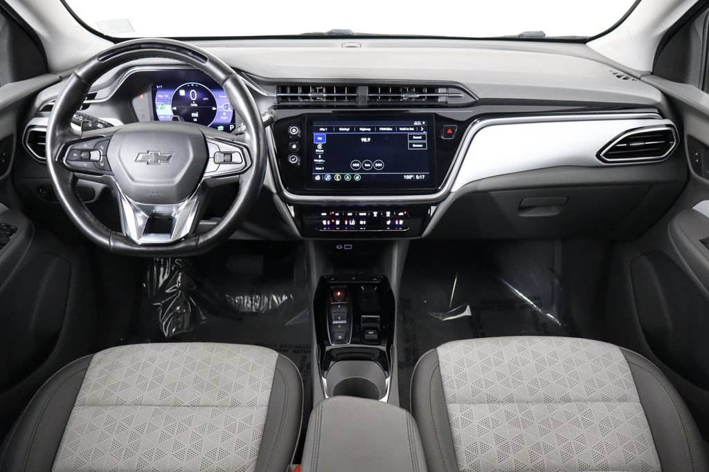 Used 2022 Chevrolet Bolt EUV Premier w/ Sun & Sound Package FWD image 13