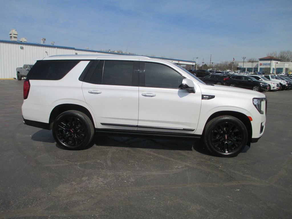 Used 2023 GMC Yukon Denali image 4