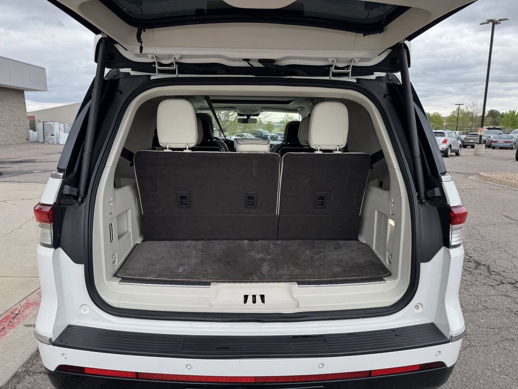 Used 2022 Lincoln Navigator Black Label AWD/4WD image 9