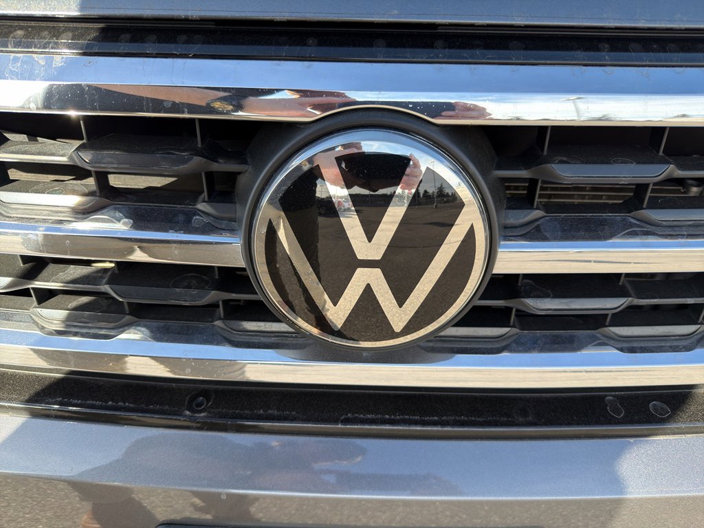 Used 2020 Volkswagen Atlas Cross Sport SEL image 33