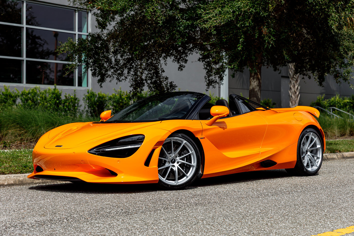 New 2027 McLaren 750S Spider RWD image 38