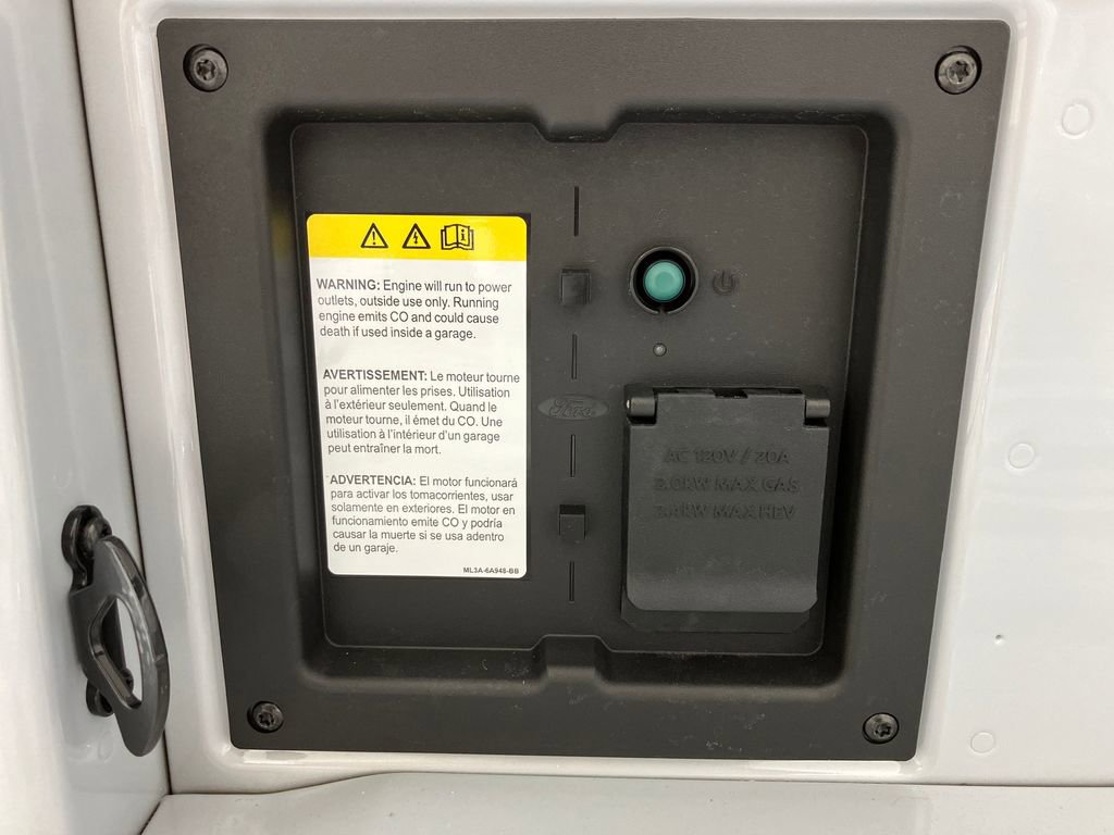 New 2025 Ford F150 XLT w/ Equipment Group 302A MID image 29