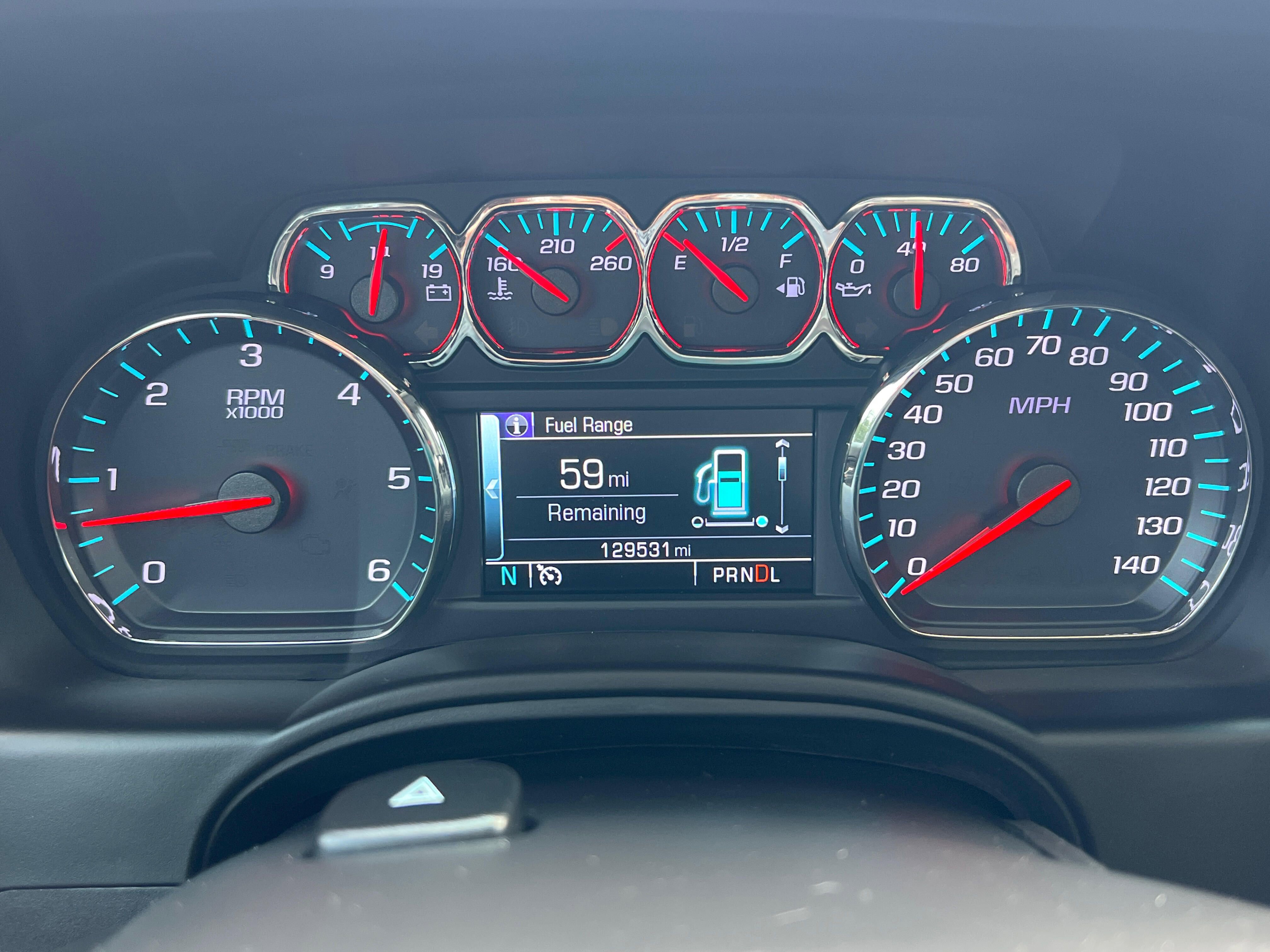 Used 2019 Chevrolet Suburban LT image 12