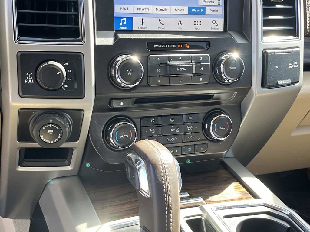 Used 2018 Ford F150 Lariat image 31