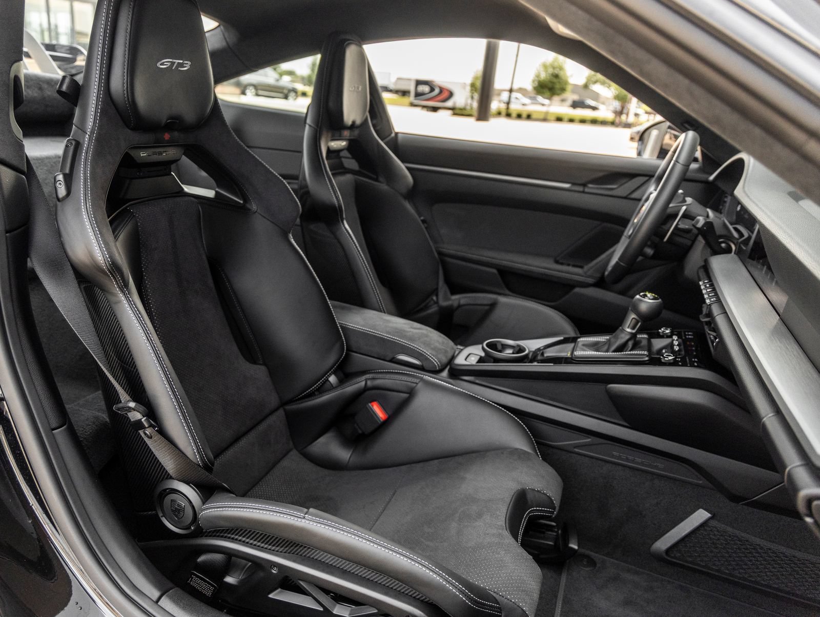 Certified 2026 Porsche 911 GT3 w/ Chrono Package RWD image 40
