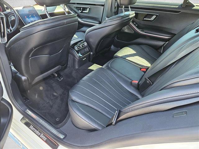 Used 2022 Mercedes-Benz S 500 S 500 image 17