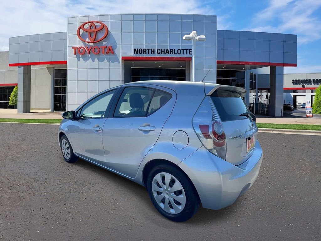 Used 2012 Toyota Prius C Three FWD image 4