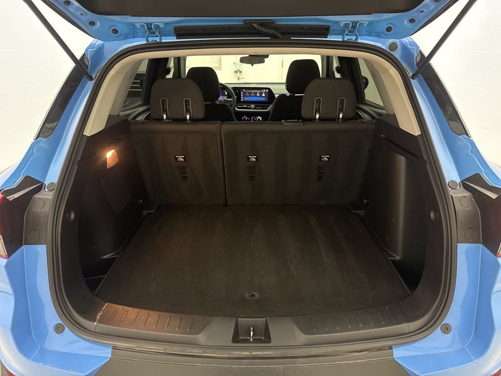 Used 2024 Chevrolet TrailBlazer LS w/ LS Convenience Package FWD image 9