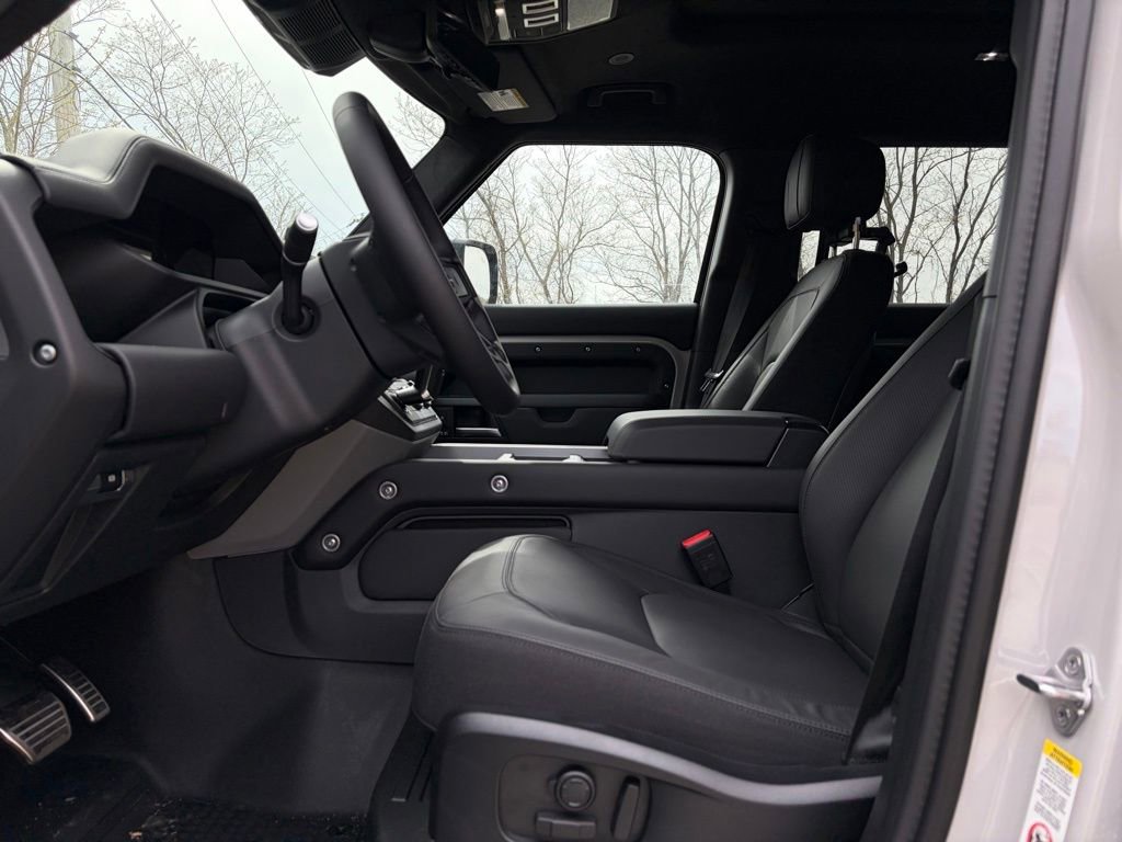 New 2026 Land Rover Defender 110 X AWD/4WD image 11