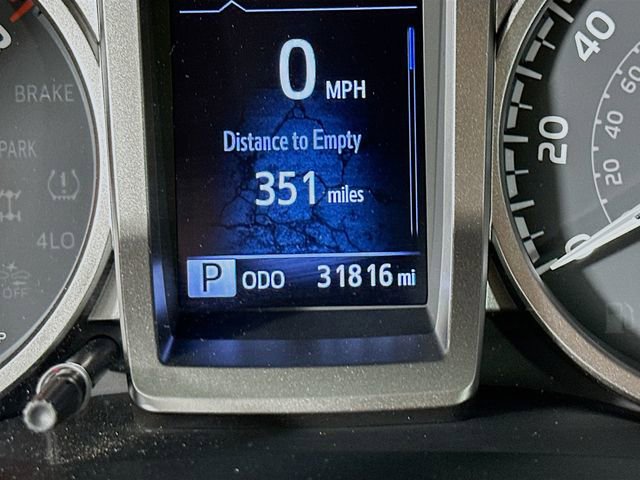 Certified 2022 Toyota Tacoma SR5 image 14