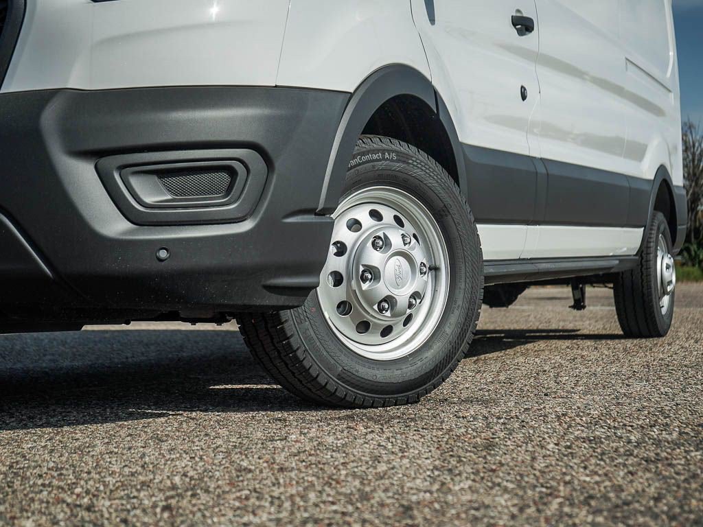 New 2027 Ford Transit 250 148 Medium Roof Extended AWD image 5