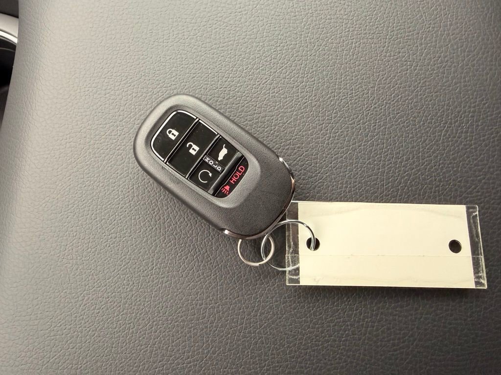 New 2026 Honda Pilot Touring image 13