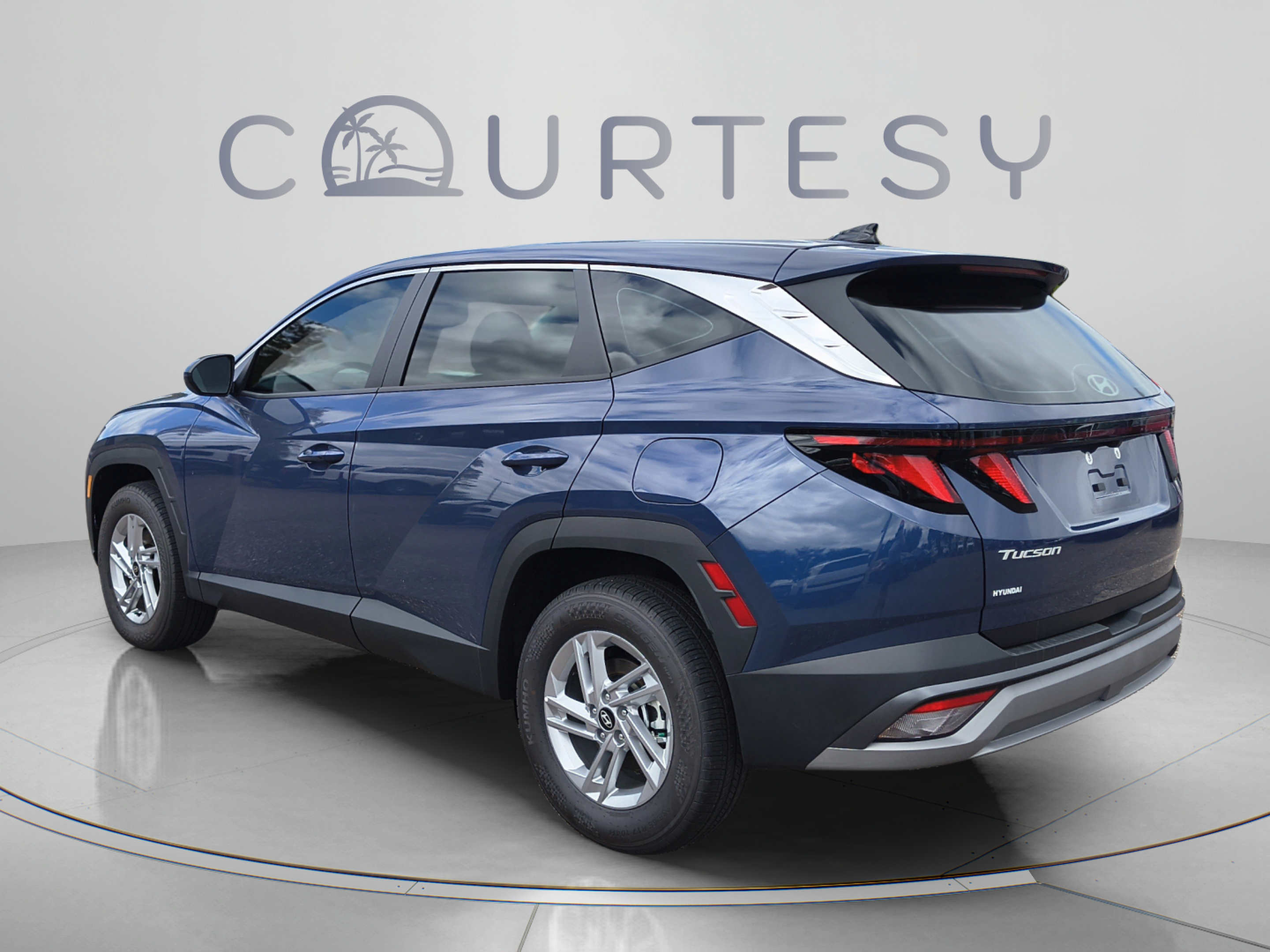 New 2026 Hyundai Tucson SE AWD/4WD image 3