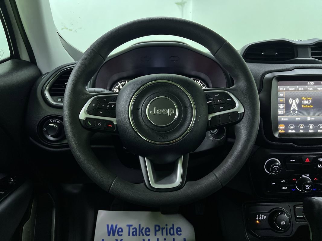 Used 2023 Jeep Renegade Latitude AWD/4WD image 20