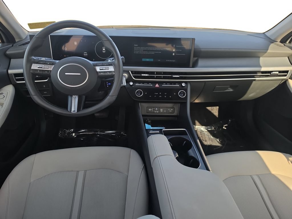 Certified 2025 Hyundai Sonata SEL FWD image 13