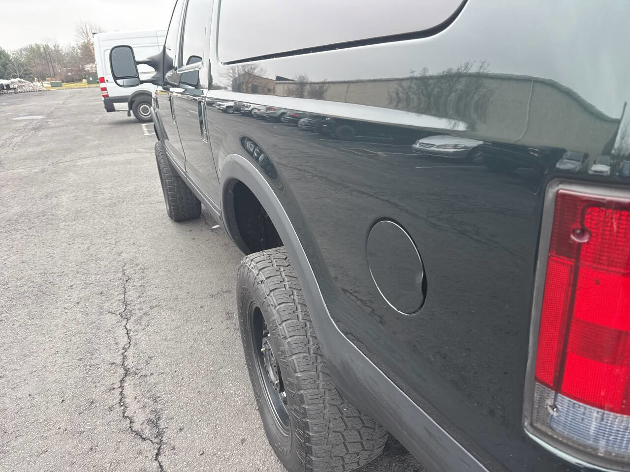 Used 2003 Ford Excursion Limited image 24