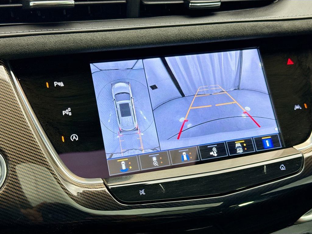 Used 2025 Cadillac XT6 Sport w/ Platinum Package AWD/4WD image 14