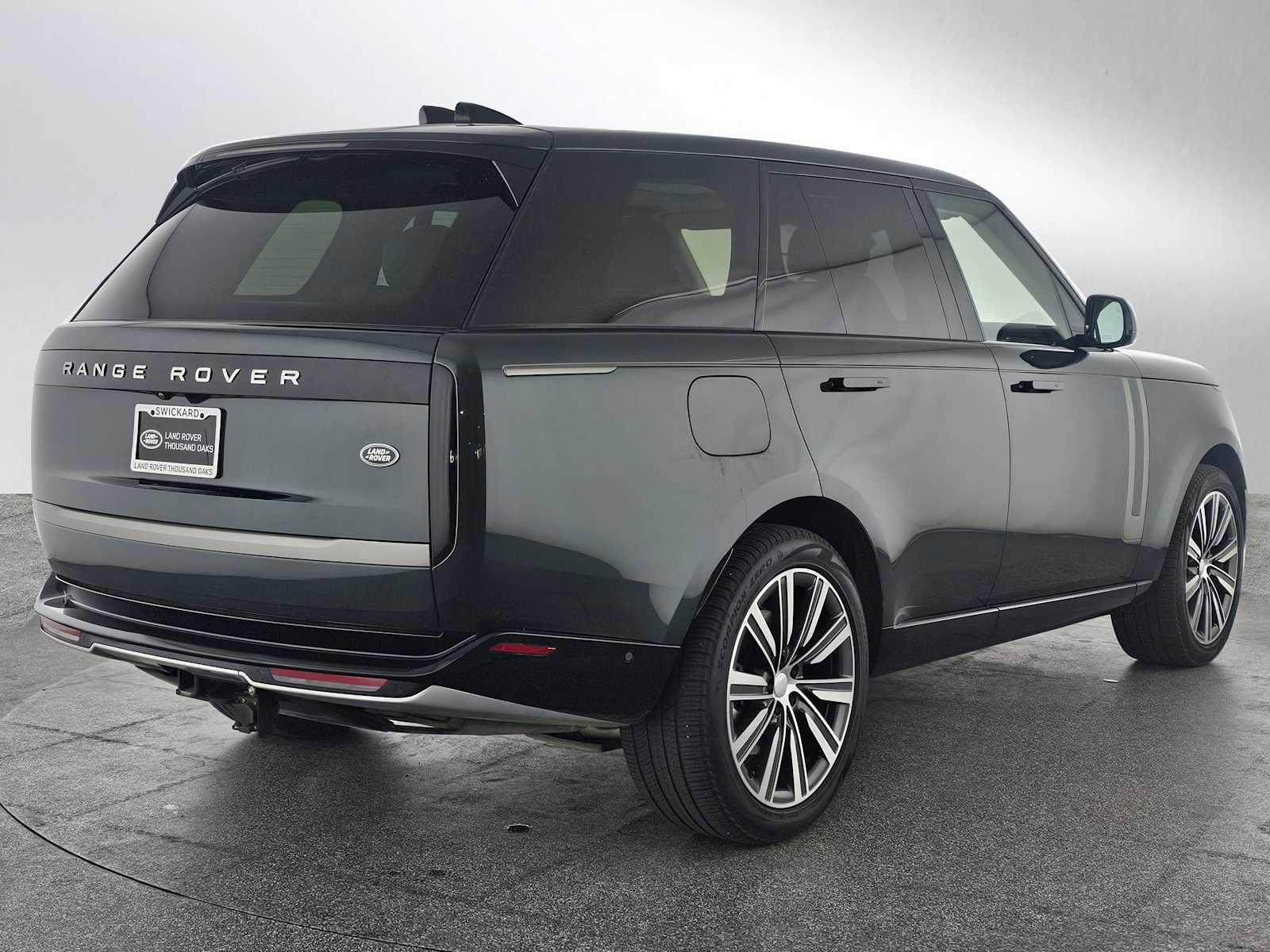 Used 2023 Land Rover Range Rover SE AWD/4WD image 5
