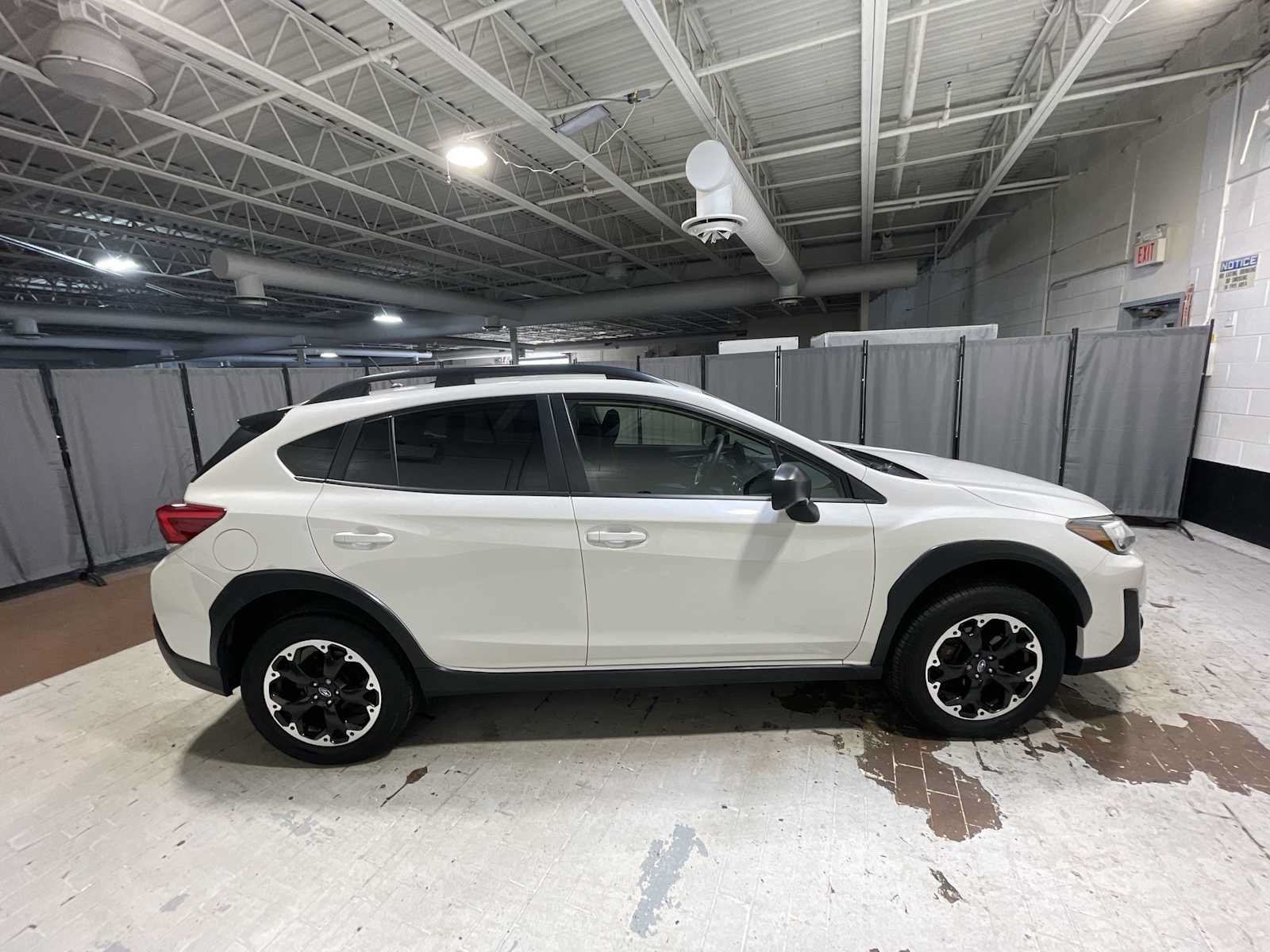 Used 2023 Subaru Crosstrek 2.0i AWD/4WD image 27
