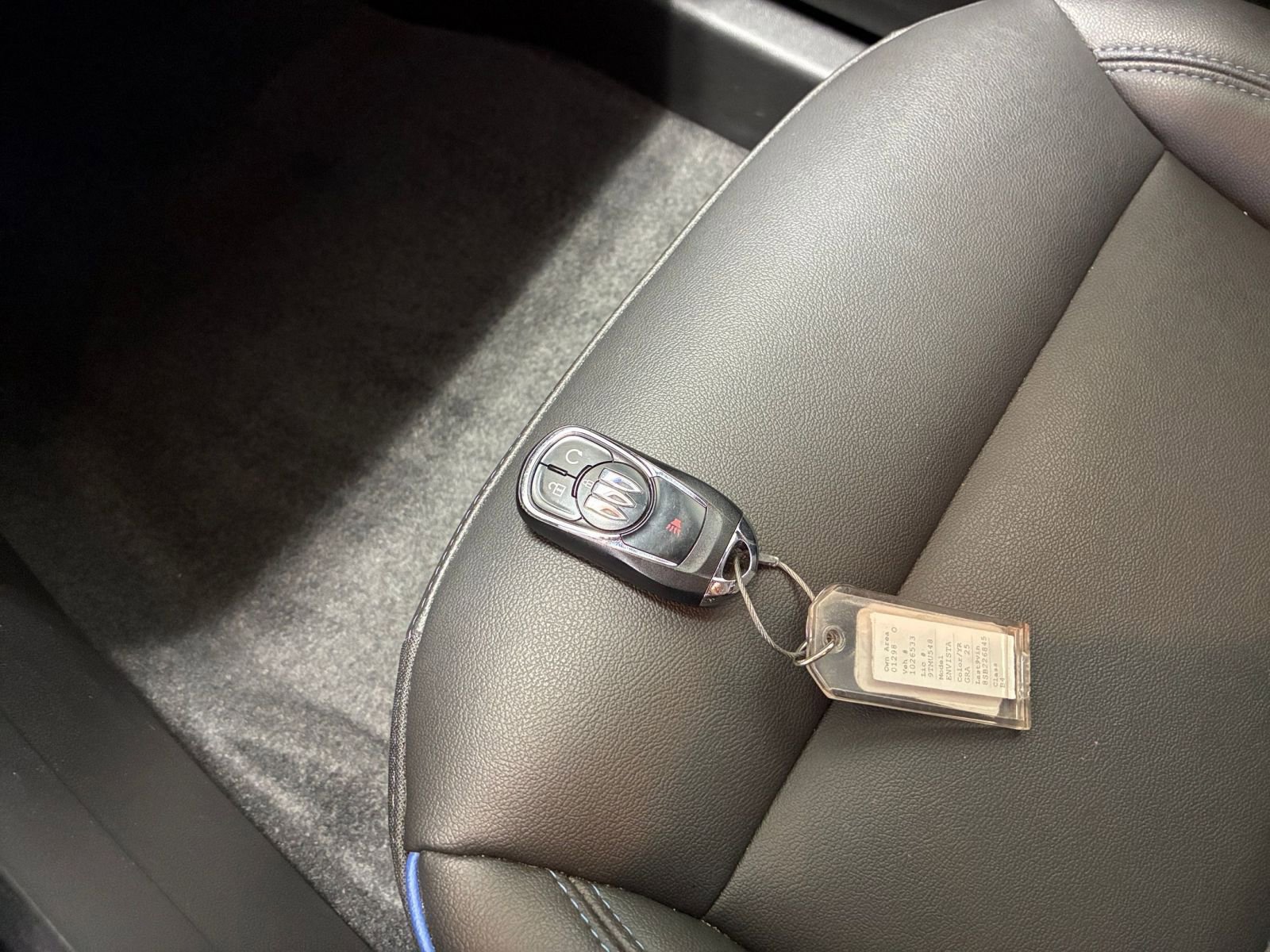 Used 2025 Buick Envista Sport Touring image 21