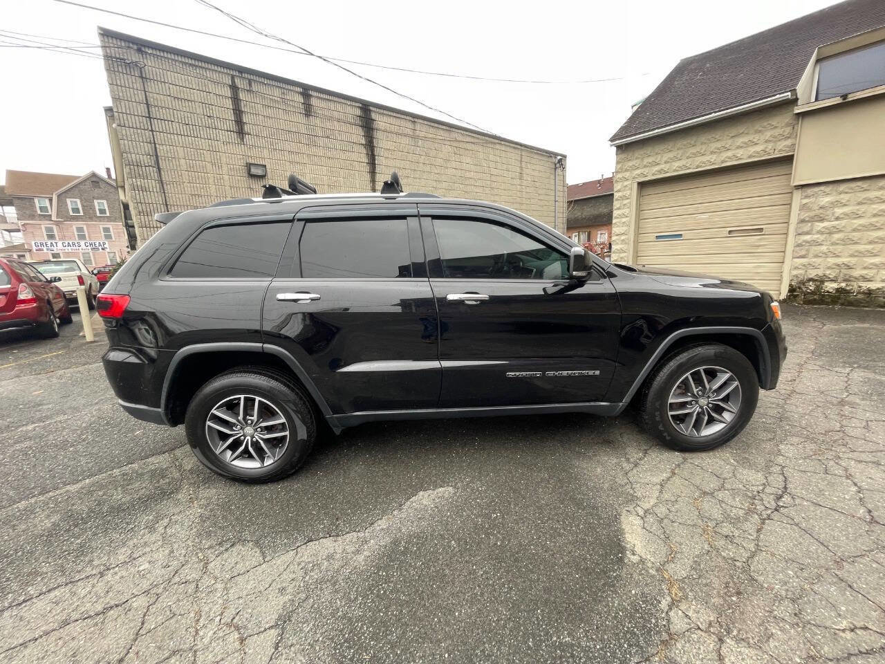 Used 2017 Jeep Grand Cherokee Limited image 8