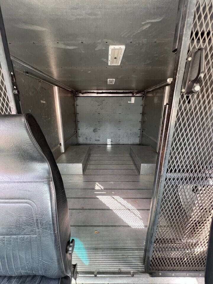 Used 2014 Ford E-350 and Econoline 350 Super Duty w/ A/C Prep Package image 14