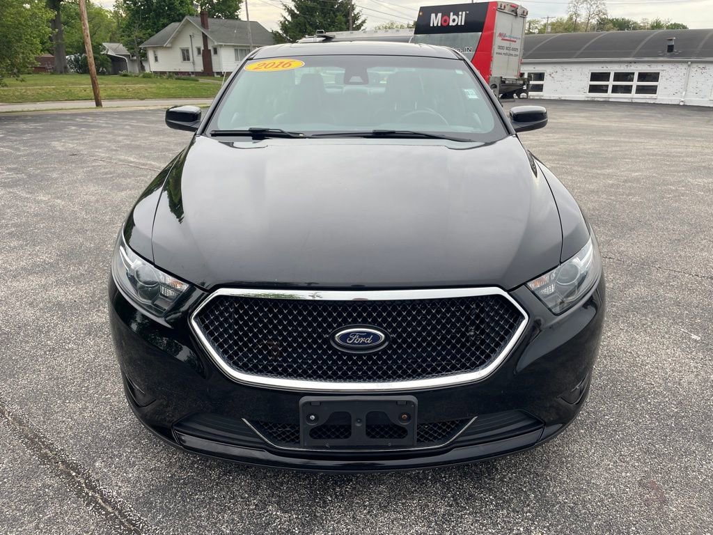 Used 2016 Ford Taurus SHO w/ Equipment Group 401A AWD/4WD image 2