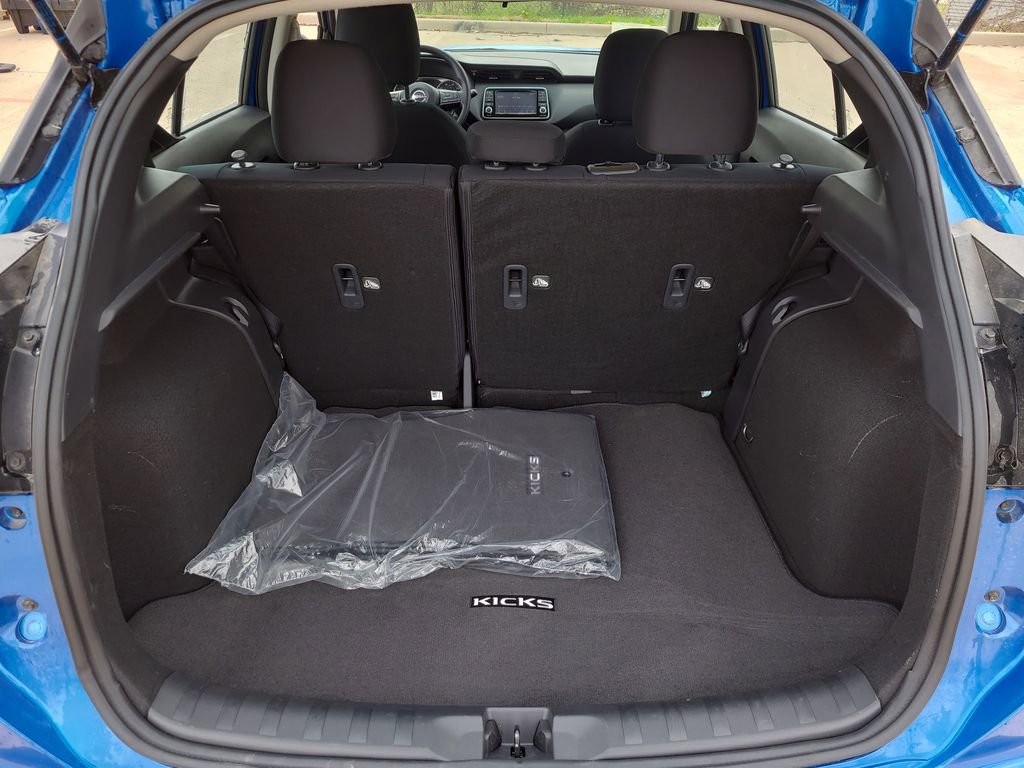 Certified 2025 Nissan Kicks Play S image 7