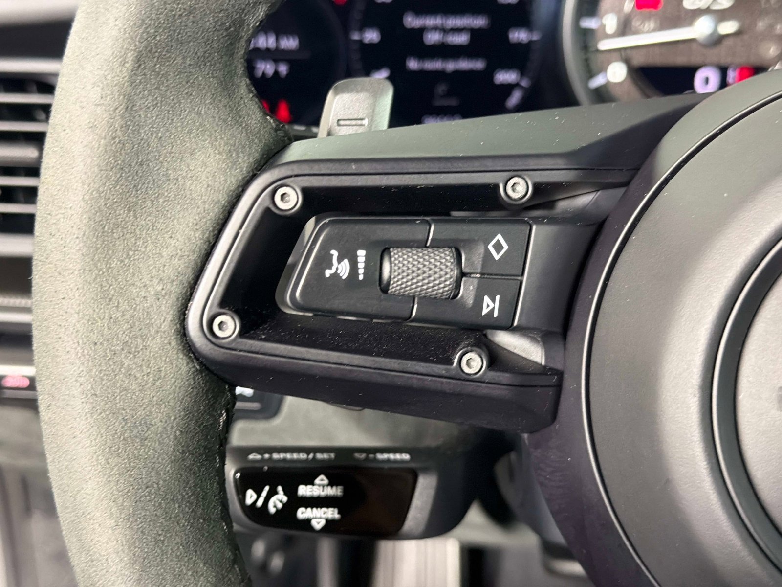 Used 2024 Porsche 911 Carrera 4 GTS image 40