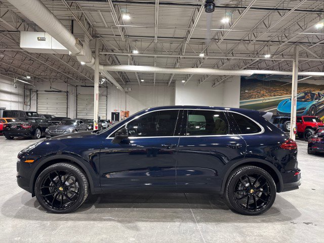 Used 2016 Porsche Cayenne image 5