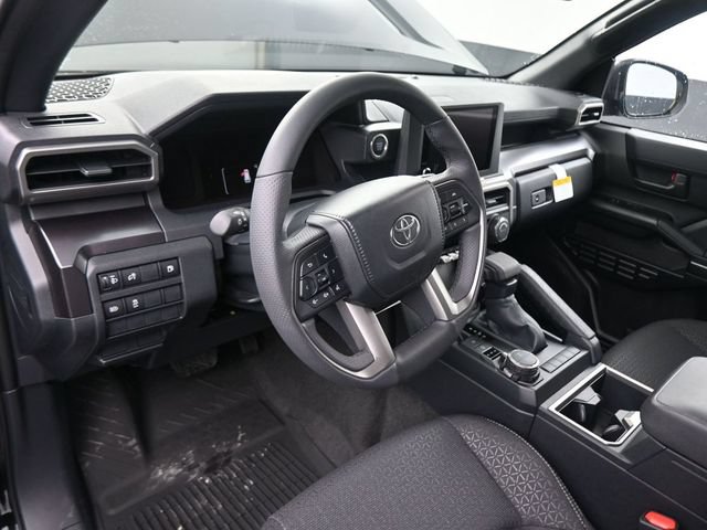 New 2025 Toyota 4Runner SR5 AWD/4WD image 18