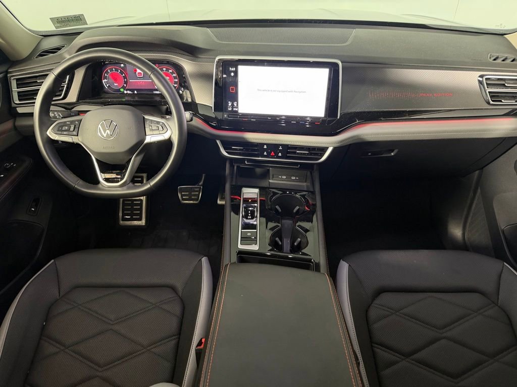Used 2024 Volkswagen Atlas Peak Edition SE AWD/4WD image 13