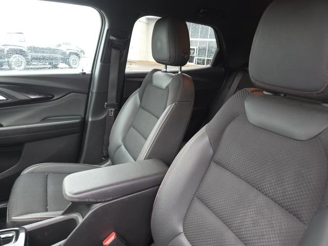 Used 2021 Chevrolet TrailBlazer RS w/ Convenience Package image 9