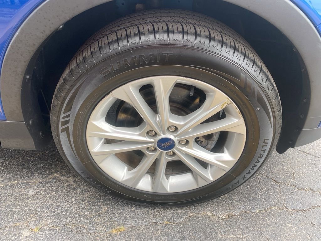 Used 2019 Ford Escape SEL image 8