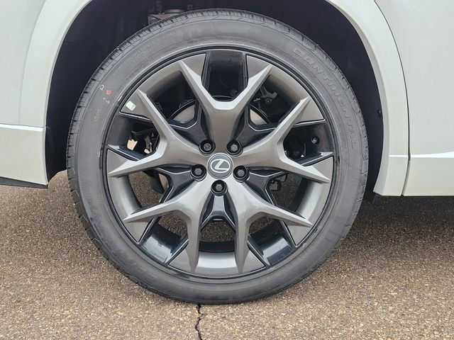 New 2026 Lexus TX 500h AWD image 5