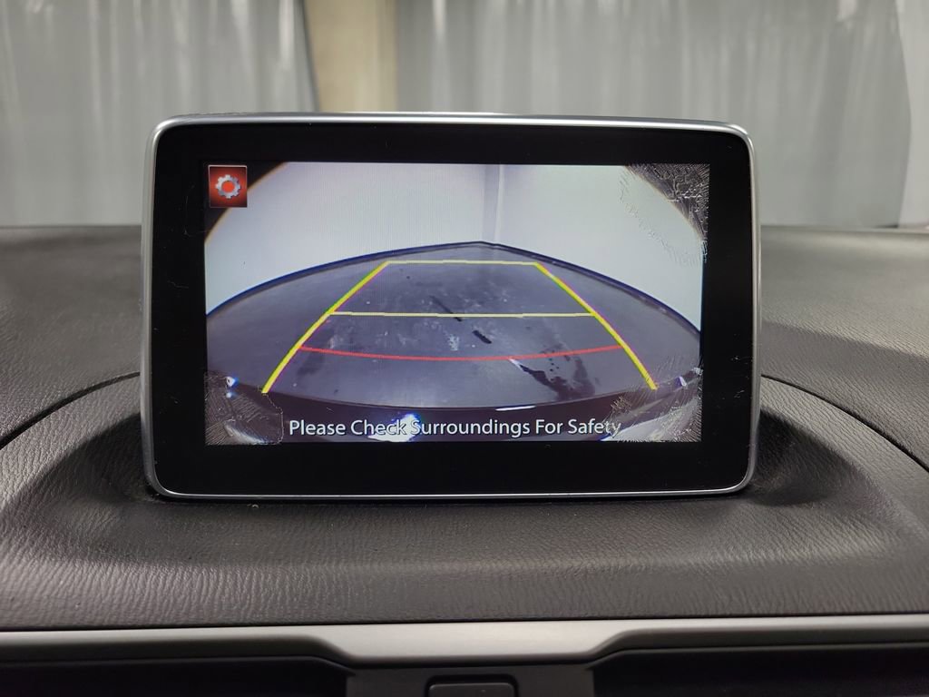 Used 2014 MAZDA MAZDA3 i Touring w/ Technology Package image 21