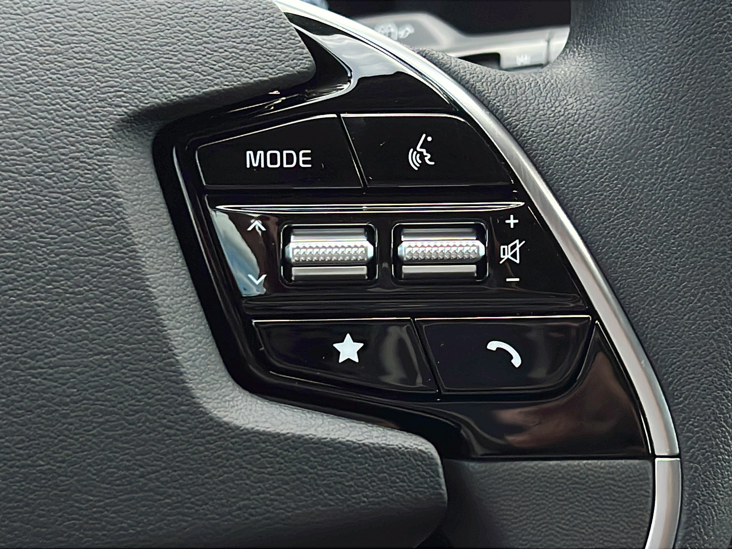 New 2026 Kia Niro LX FWD image 19