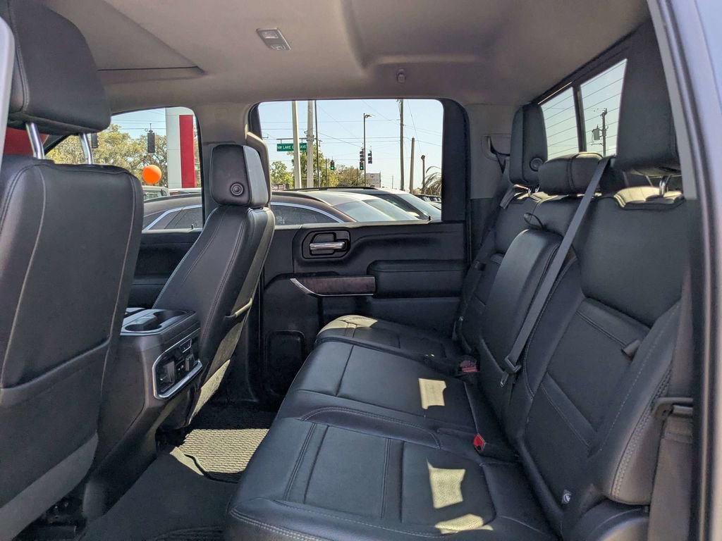 Used 2023 GMC Sierra 2500 Denali w/ Denali Black Diamond Edition image 11