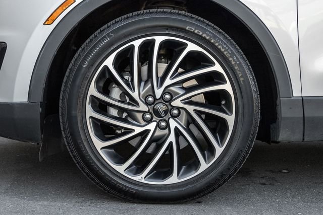 Used 2019 Lincoln Nautilus Reserve image 15